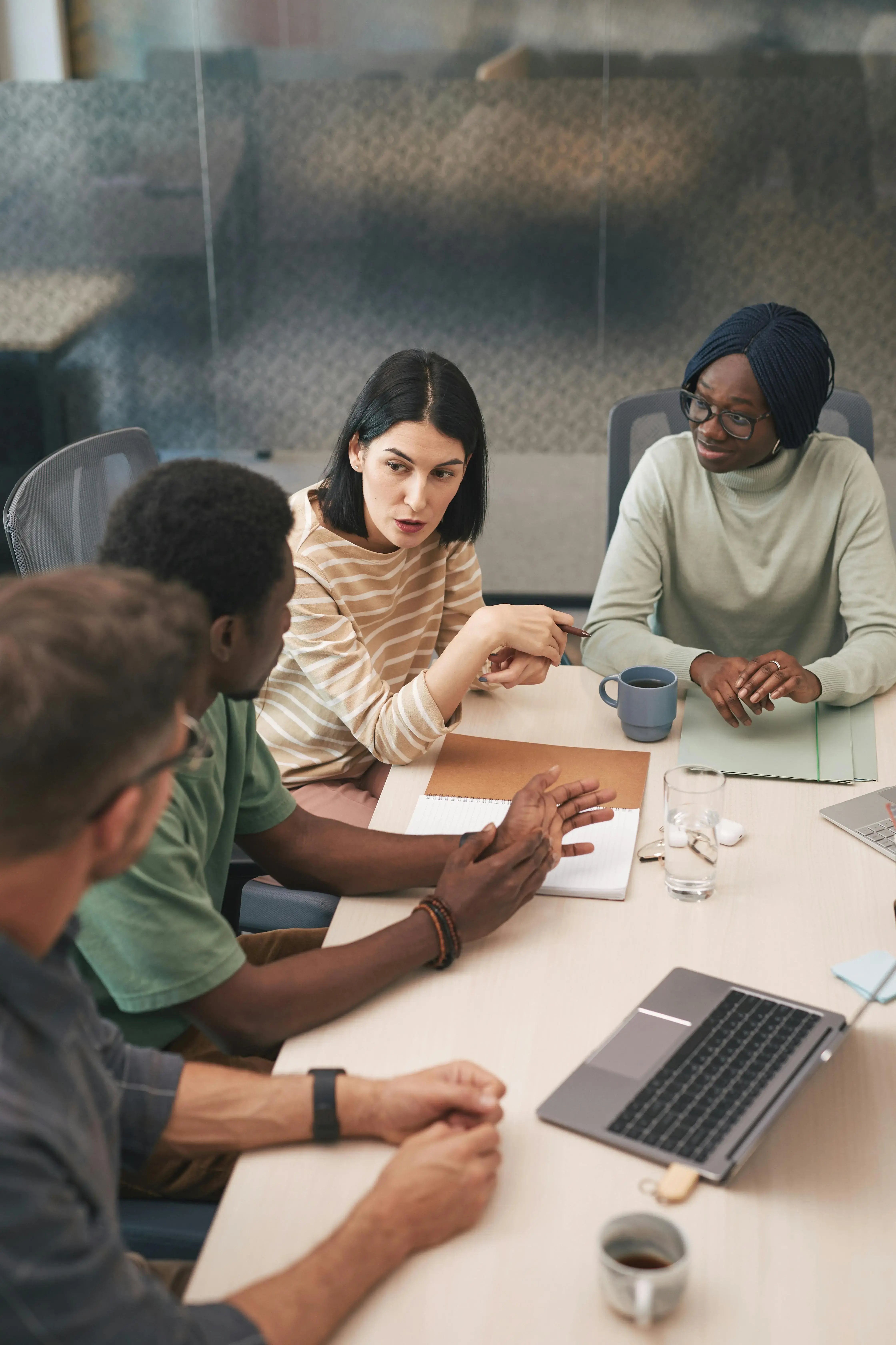 Réunion avec femme manager